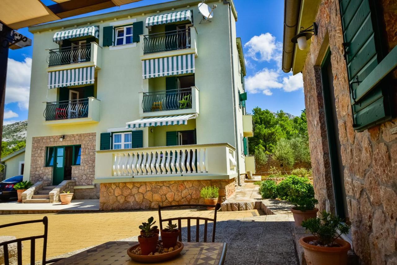 In Olive Garden Leilighet Starigrad Paklenica Eksteriør bilde